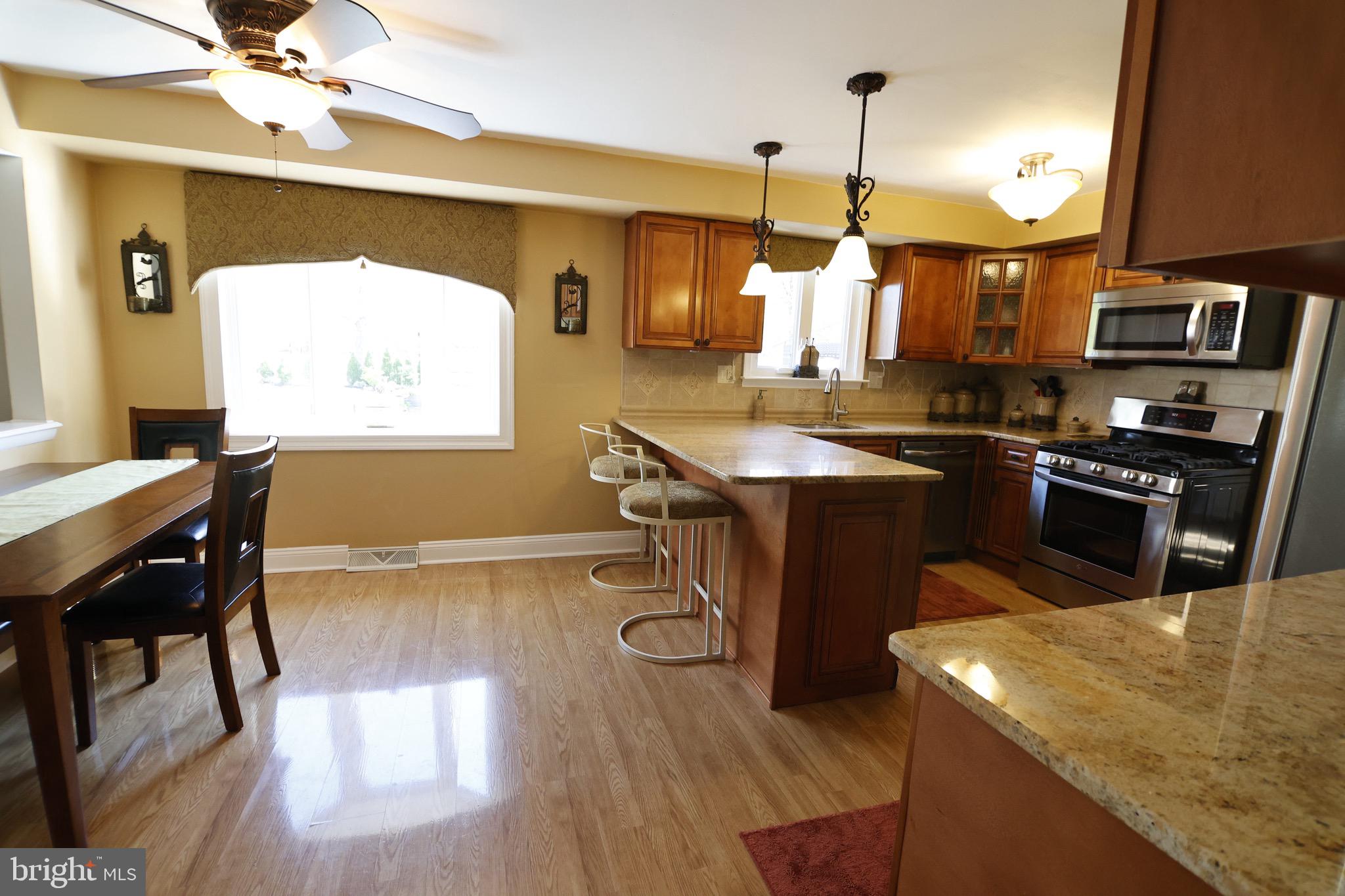 663 Claire Road Warminster, PA 18974 - Photo 12 of 45 Gallery Image 12