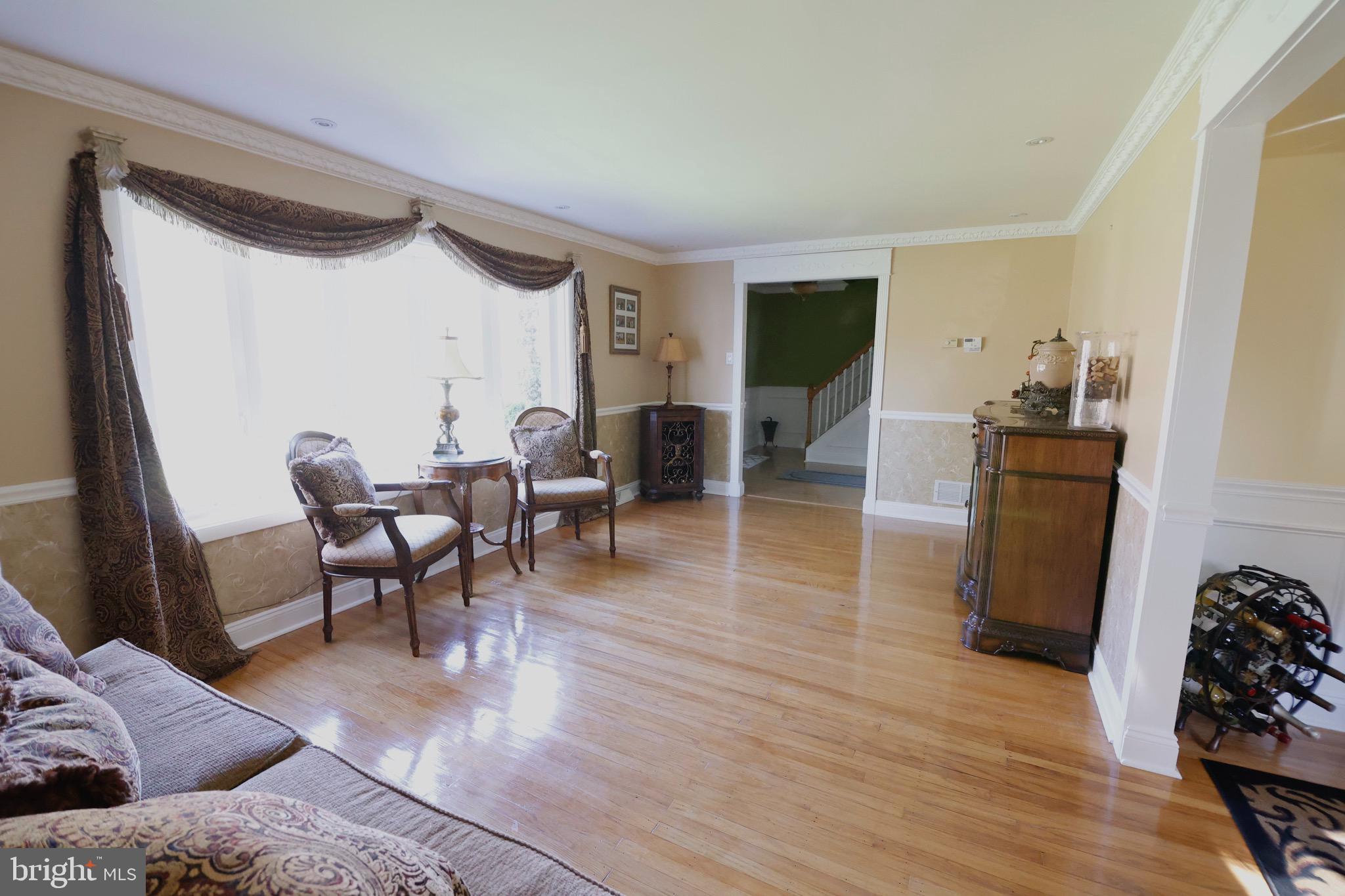 663 Claire Road Warminster, PA 18974 - Photo 7 of 45 Gallery Image 7