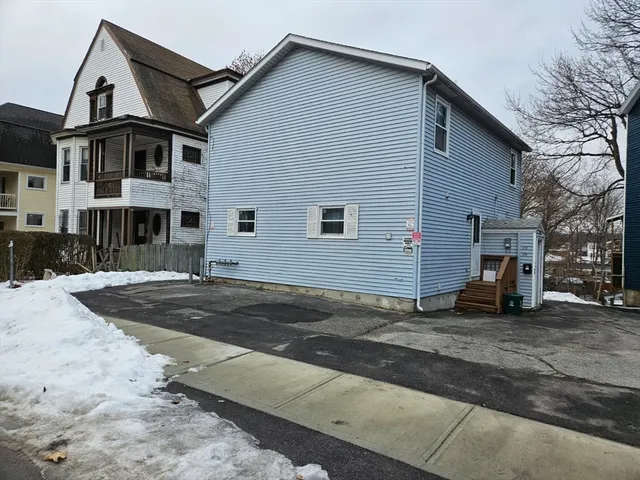 $450,000 | 214 Dewey Street, Worcester, MA 01610