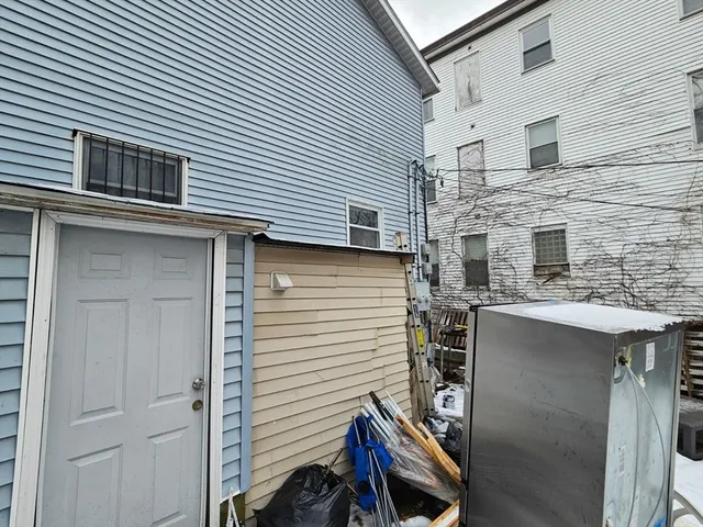 $450,000 | 214 Dewey Street, Worcester, MA 01610