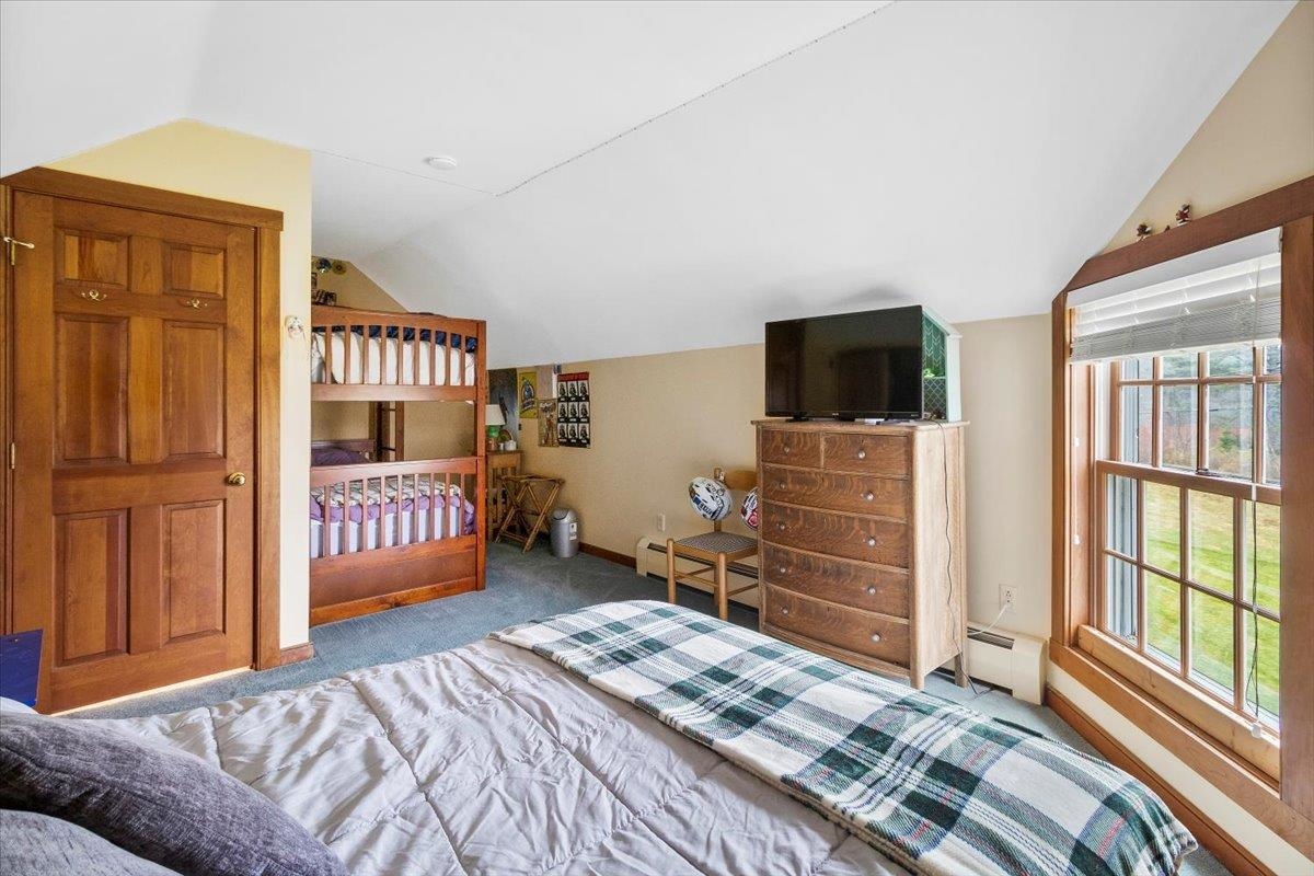 254 Boynton Road, Unit SB3 Londonderry, VT 05148 - Photo 11 of 40