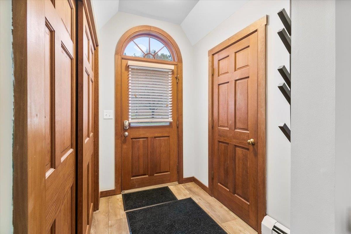 254 Boynton Road, Unit SB3 Londonderry, VT 05148 - Photo 18 of 40