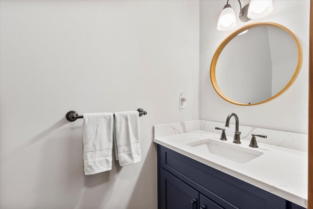 254 Boynton Road, Unit SB3 Londonderry, VT 05148 - Photo 19 of 40