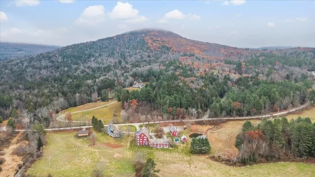 $379,000 | 254 Boynton Road, Unit SB3, Londonderry, VT 05148