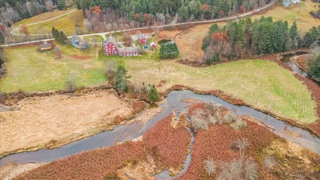 $379,000 | 254 Boynton Road, Unit SB3, Londonderry, VT 05148
