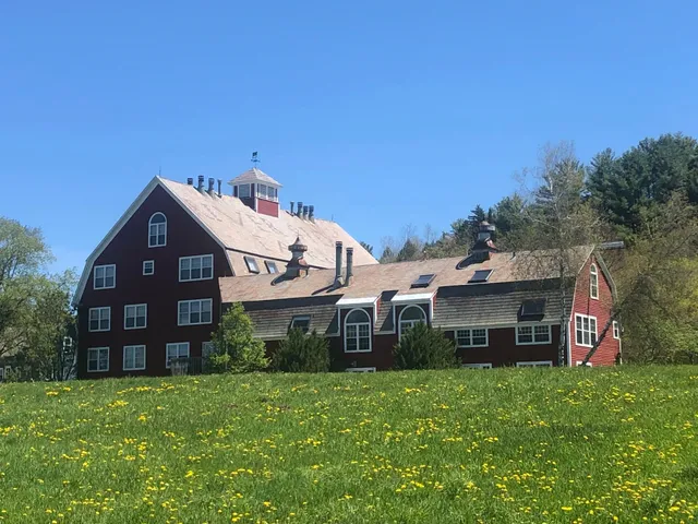 $379,000 | 254 Boynton Road, Unit SB3, Londonderry, VT 05148