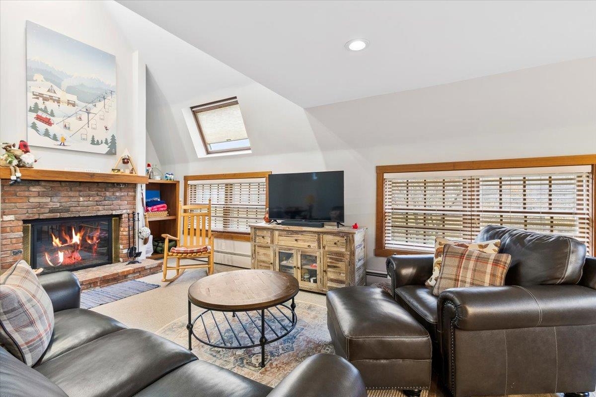 254 Boynton Road, Unit SB3 Londonderry, VT 05148 - Photo 6 of 40