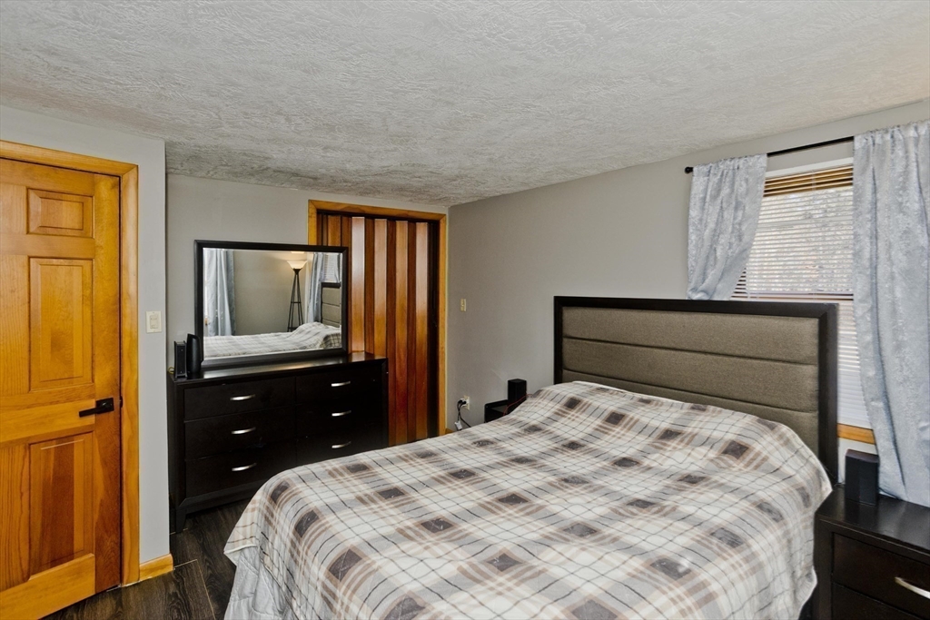 63 North Washington Street Belchertown, MA 01007 - Photo 24 of 38