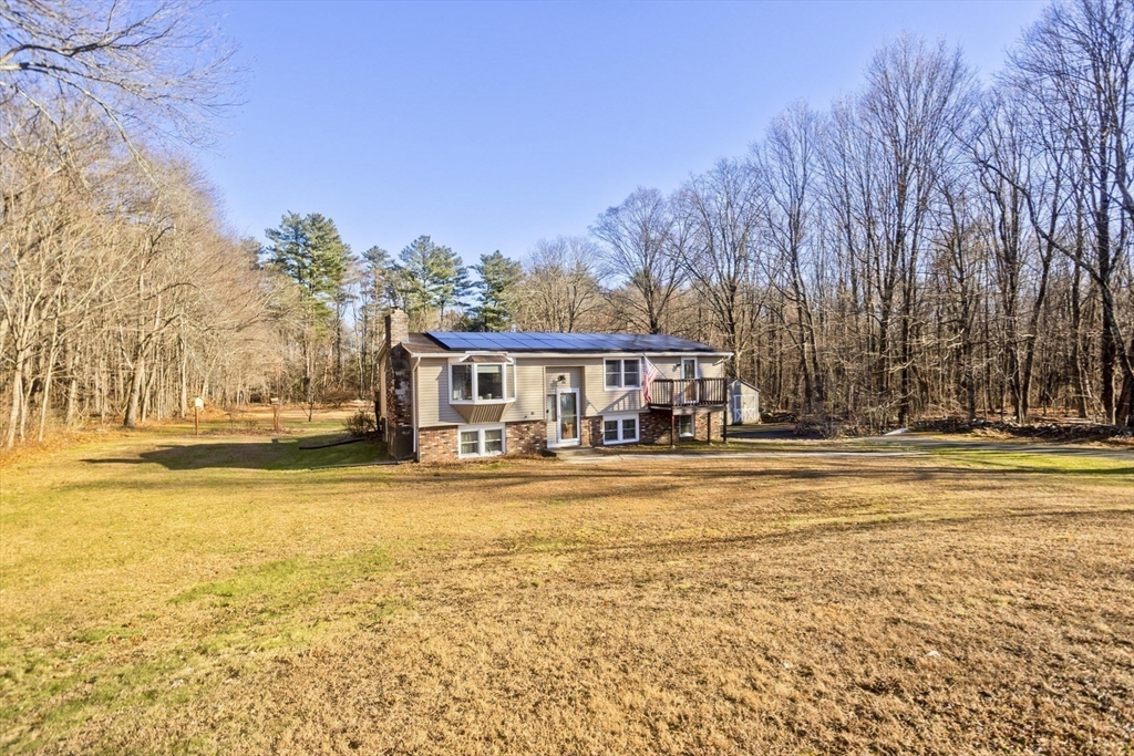 63 North Washington Street Belchertown, MA 01007 - Photo 5 of 38