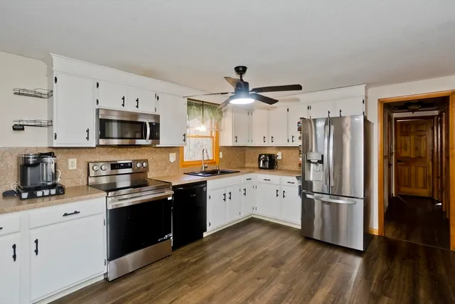 $350,000 | 63 North Washington Street, Belchertown, MA 01007