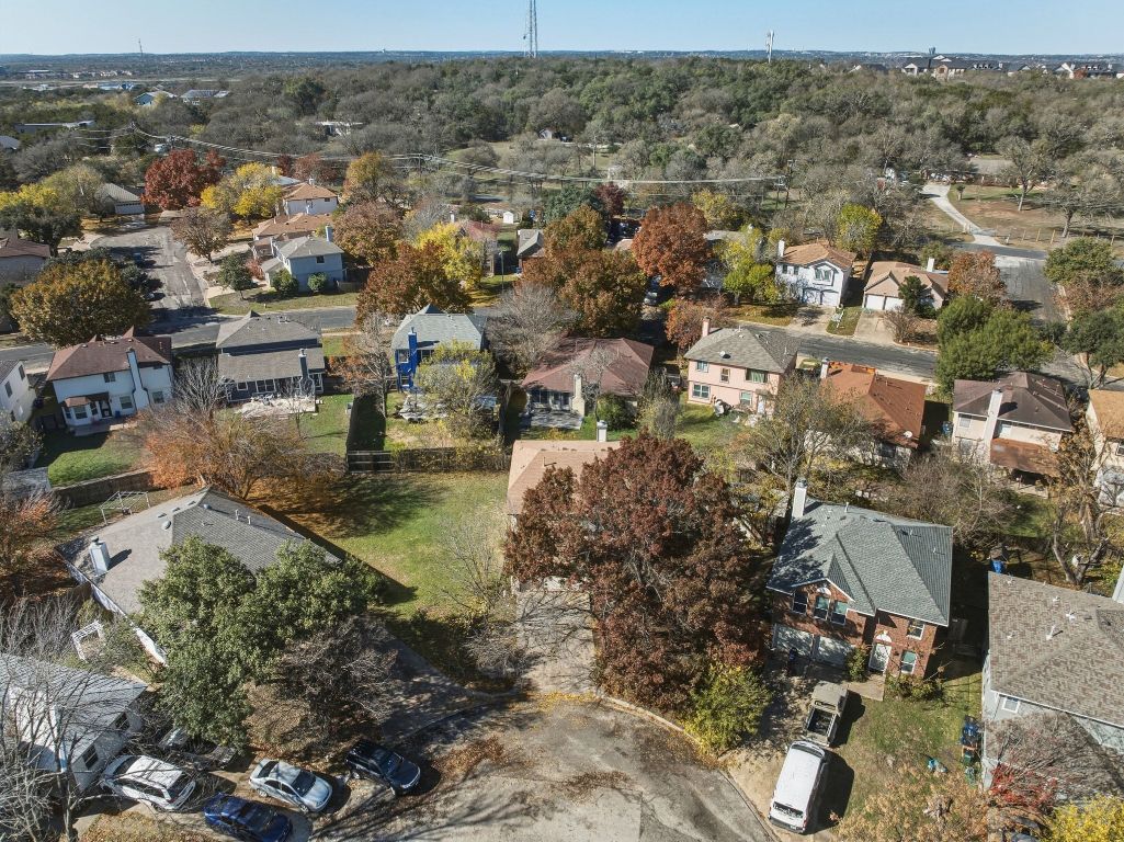 8708 Cretys Cove Austin, TX 78745 - Photo 3 of 6