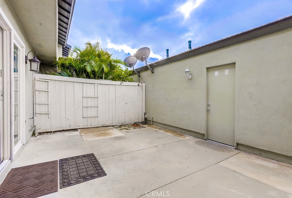 5429 Cajon Avenue Buena Park, CA 90621 - Photo 19 of 22 a view of a door and yard in front of the house