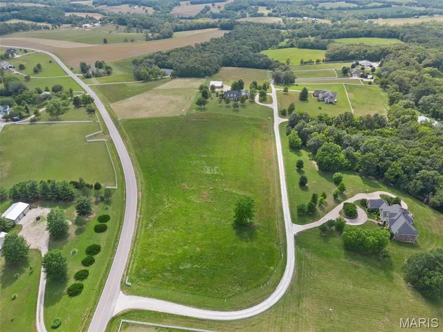 $1,125,000 | 850 A J Farm Lane, Washington, MO 63090