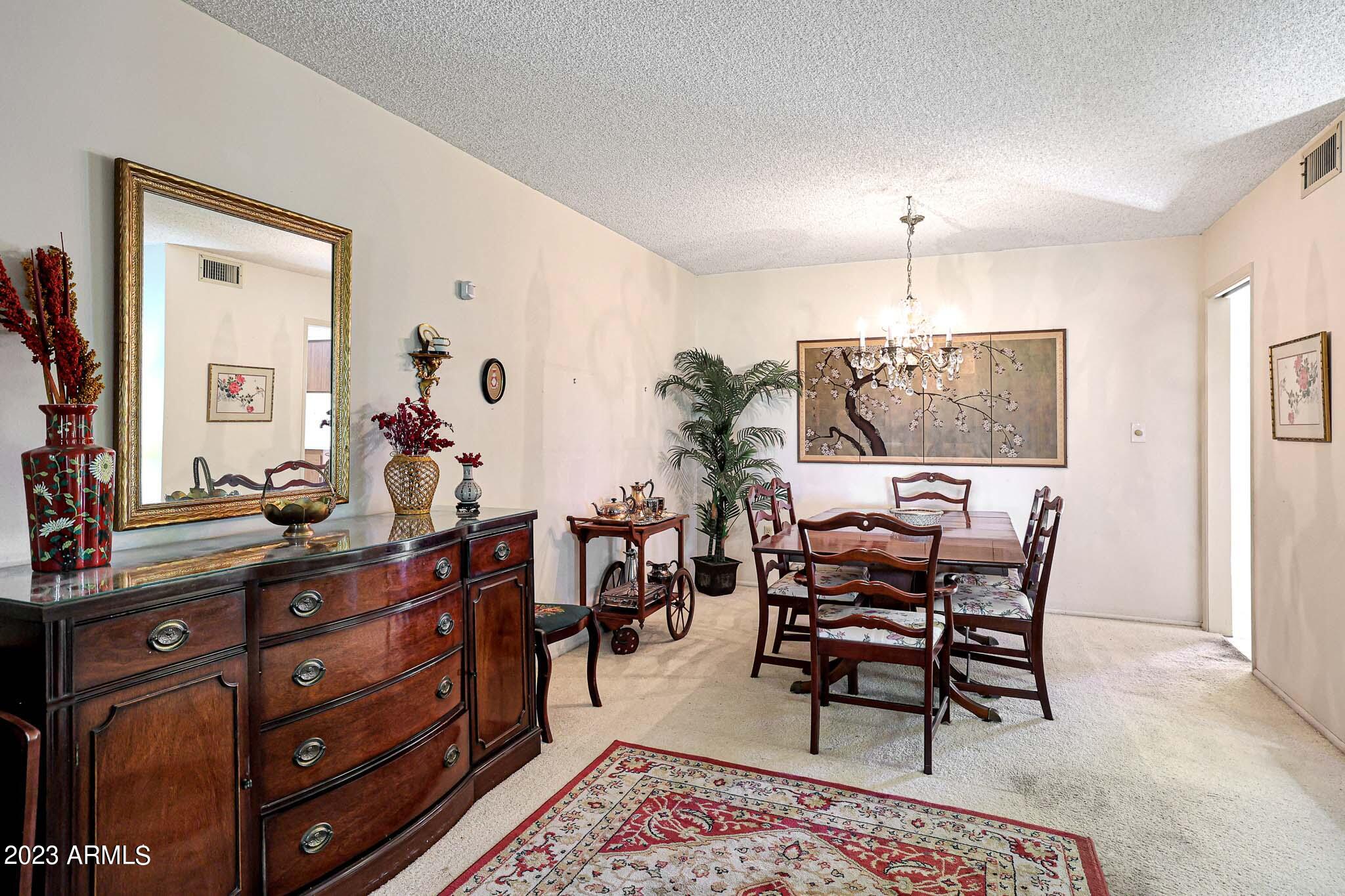 10130 West Mountain View Road Sun City, AZ 85351 - Photo 4 of 47 Dining Room