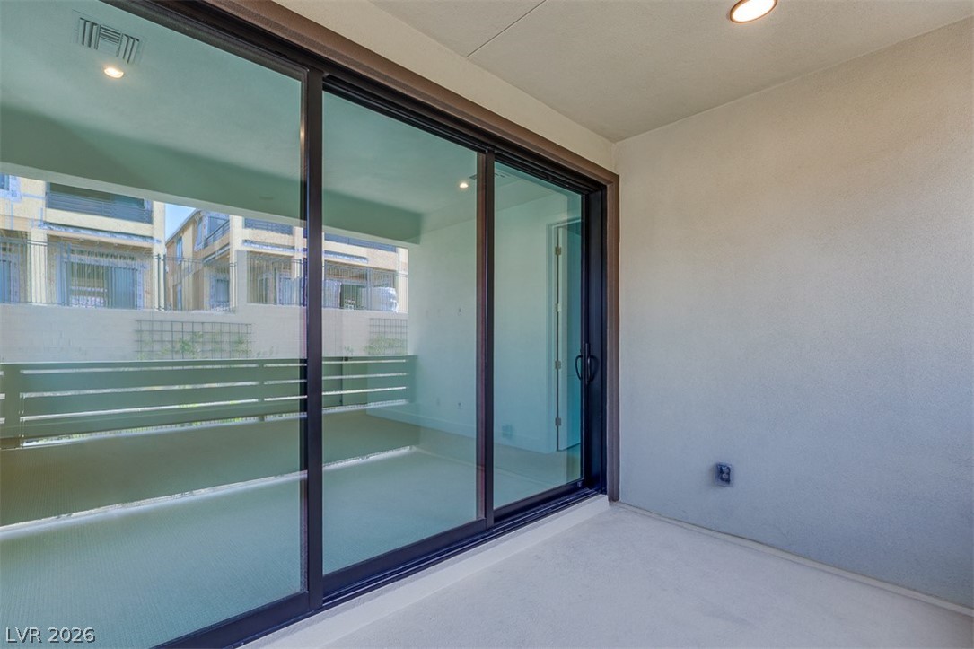 27 Sumter Rdg Street Las Vegas, NV 89138 - Photo 40 of 52