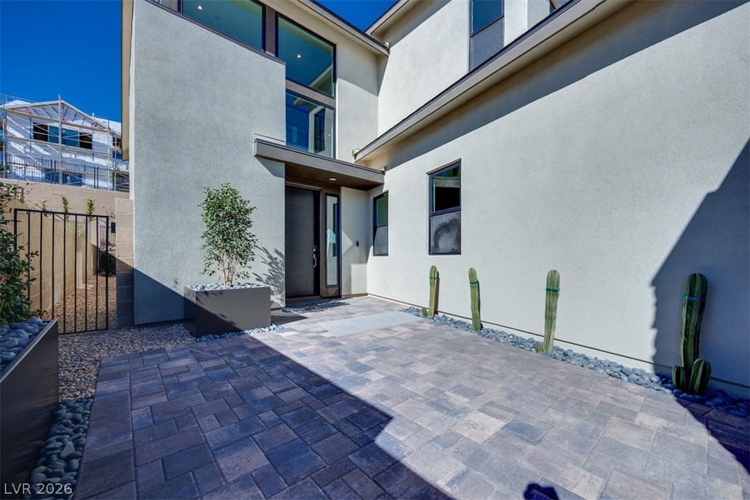 27 Sumter Rdg Street Las Vegas, NV 89138 - Photo 5 of 52