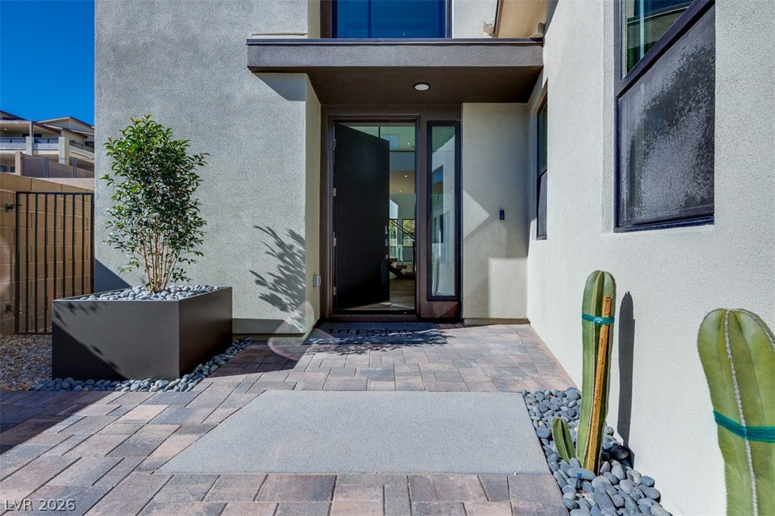 27 Sumter Rdg Street Las Vegas, NV 89138 - Photo 6 of 52