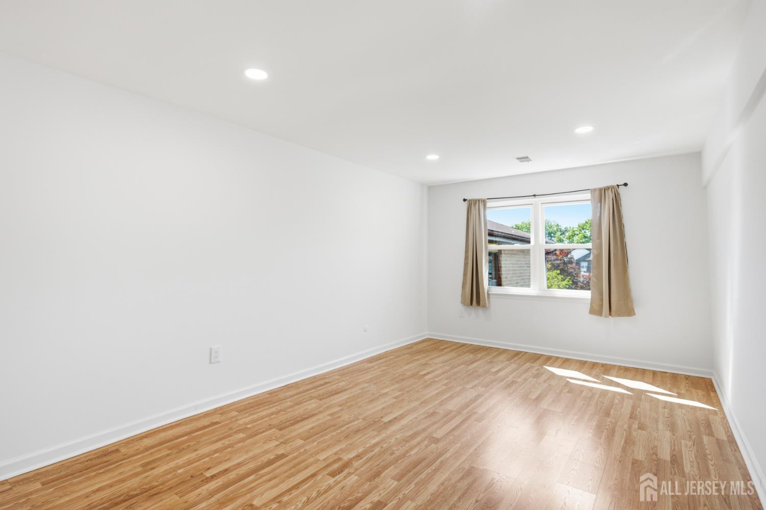 1719 Raspberry Court, Unit 1719 Edison, NJ 08817 - Photo 21 of 22