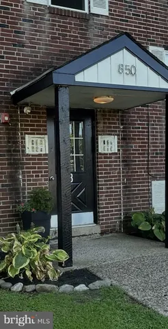 $975 | 850 Station Avenue, Bensalem, PA 19020