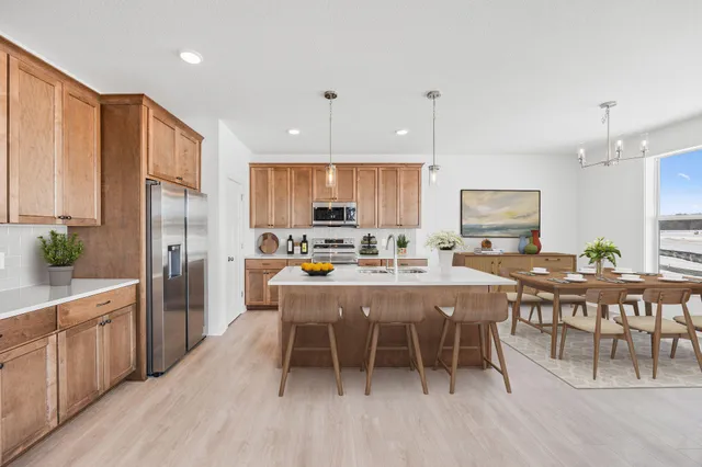 $519,900 | 1517 Creekwood Drive, New Richmond, WI 54017