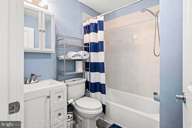 $3,300 | 109 South Main Street, Toms River, NJ 08757