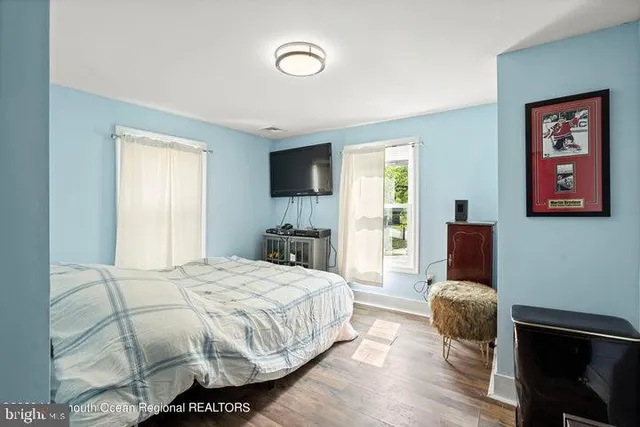 $3,300 | 109 South Main Street, Toms River, NJ 08757