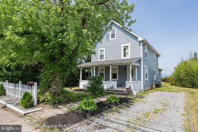$3,300 | 109 South Main Street, Toms River, NJ 08757