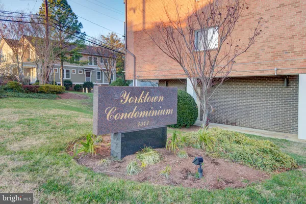 $2,700 | 4343 Cherry Hill Road, Unit 303, Arlington, VA 22207