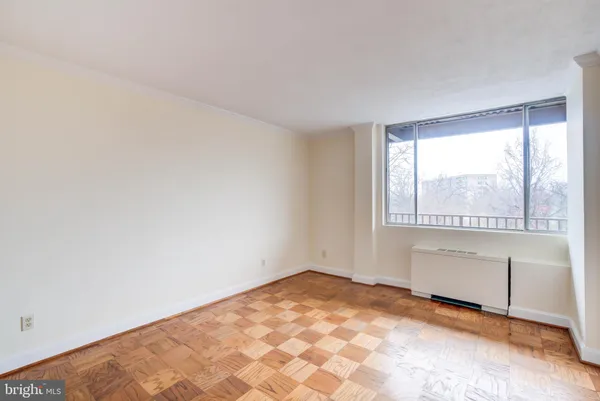 $2,700 | 4343 Cherry Hill Road, Unit 303, Arlington, VA 22207