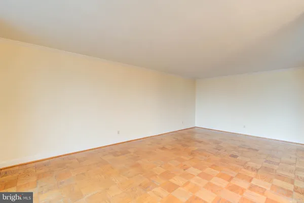 $2,700 | 4343 Cherry Hill Road, Unit 303, Arlington, VA 22207