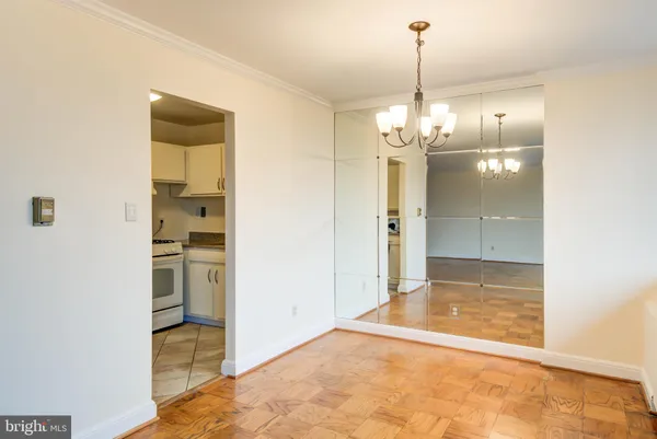 $2,700 | 4343 Cherry Hill Road, Unit 303, Arlington, VA 22207