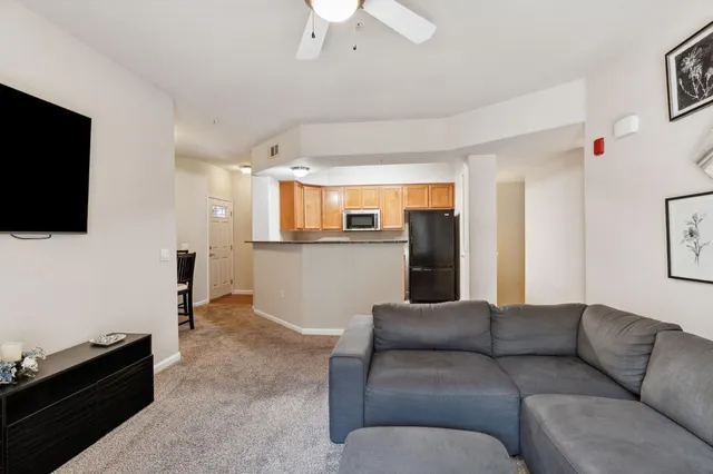 $429,000 | 900 Moon Circle, Unit 922, Folsom, CA 95630