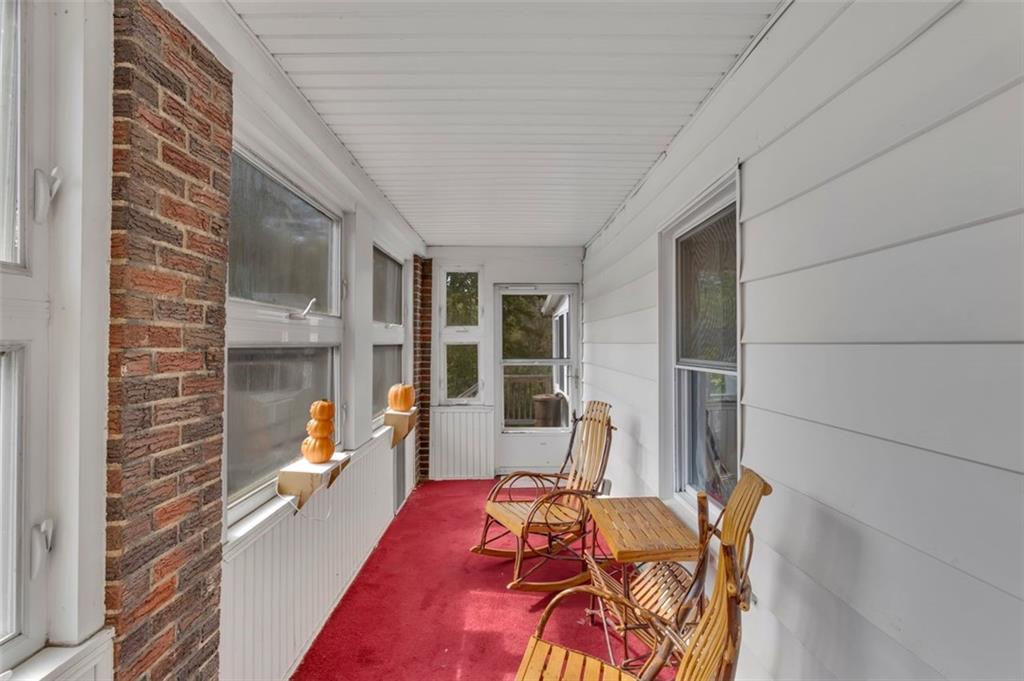 634 Rose Street Apollo, PA 15613 - Photo 4 of 29 a bed sitting in a room next to a window