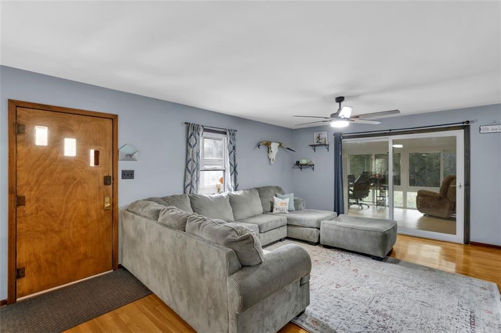 634 Rose Street Apollo, PA 15613 - Photo 6 of 29 a living room with furniture and a large window