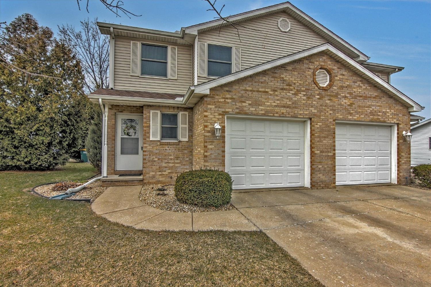 1511 Sturdy Road Valparaiso, IN 46383 - Photo 2 of 10 1500x1000