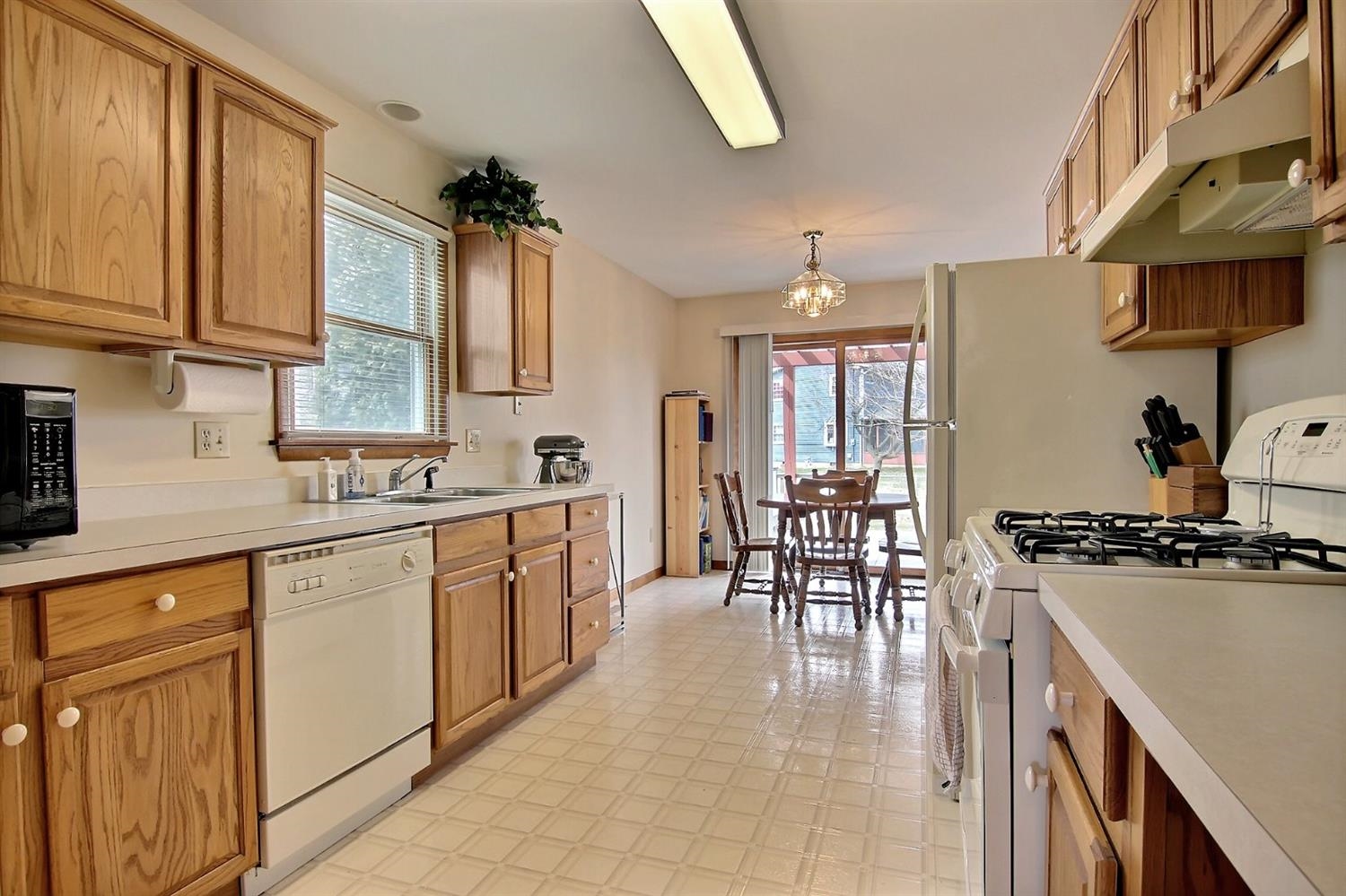 1511 Sturdy Road Valparaiso, IN 46383 - Photo 10 of 10 1500x999