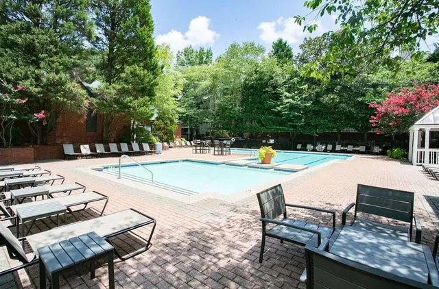 $1,238 | 100 Ashford Gables Drive, Unit 6A104, Dunwoody, GA 30338