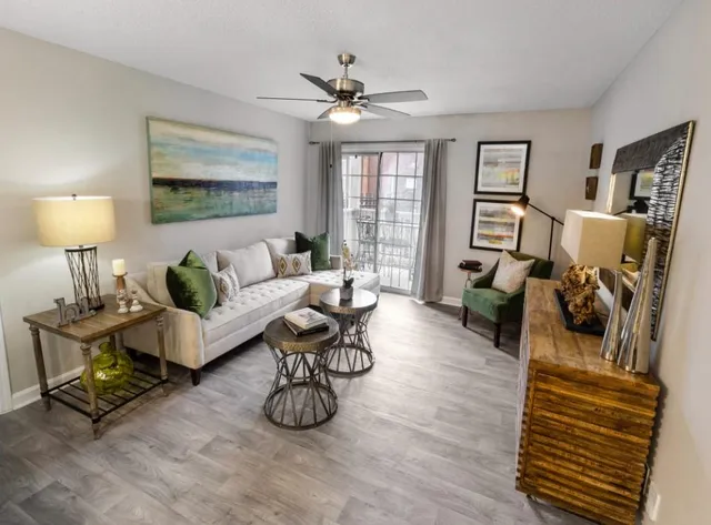 $1,238 | 100 Ashford Gables Drive, Unit 6A104, Dunwoody, GA 30338