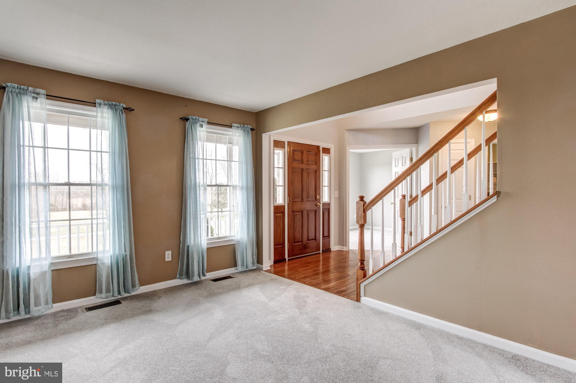 204 Kunkle Road Fawn Grove, PA 17321 - Photo 4 of 37 Living Room