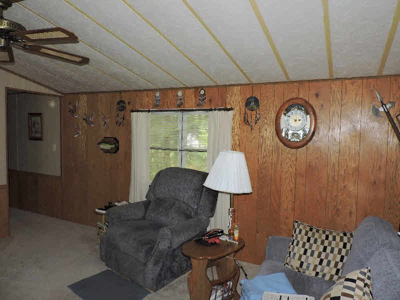 4200 Miller Road Sterling, MI 48659 - Photo 8 of 22
