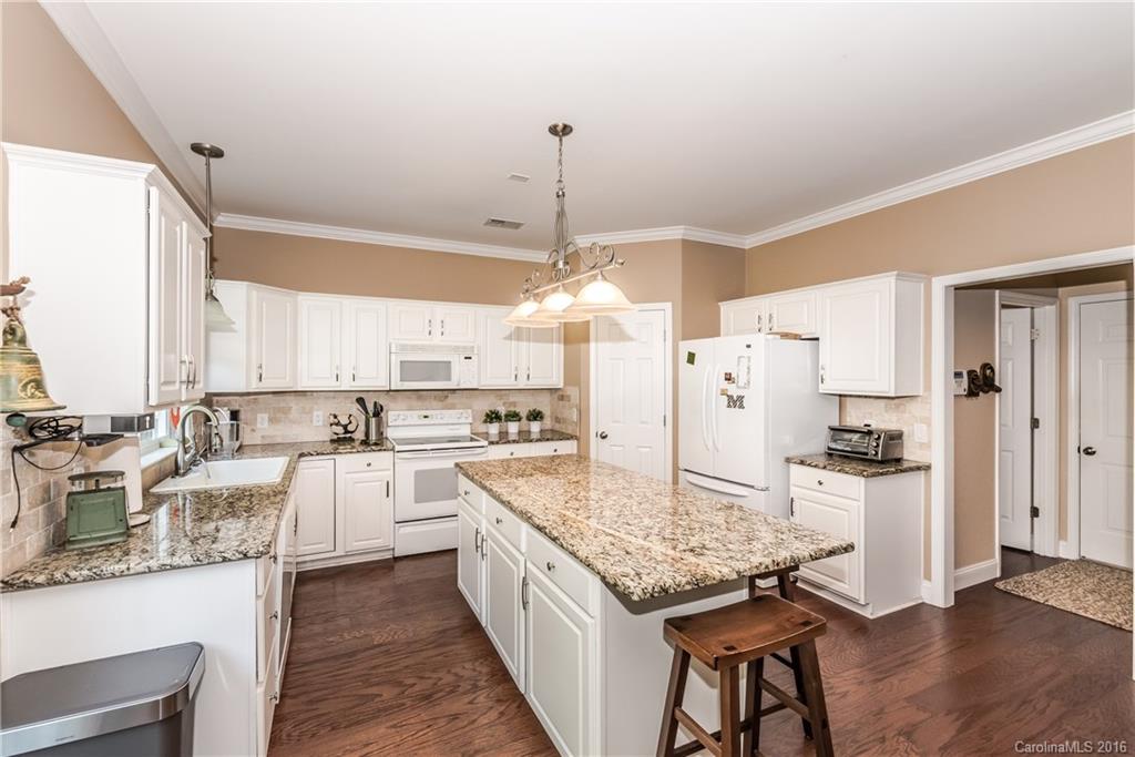3140 Arborhill Road Charlotte, NC 28270 - Photo 10 of 24 Gallery Image 10