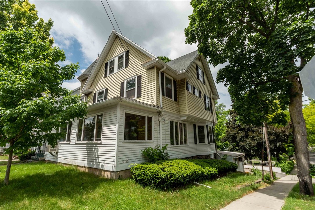 164 East Main Street Webster, NY 14580 - Photo 3 of 24