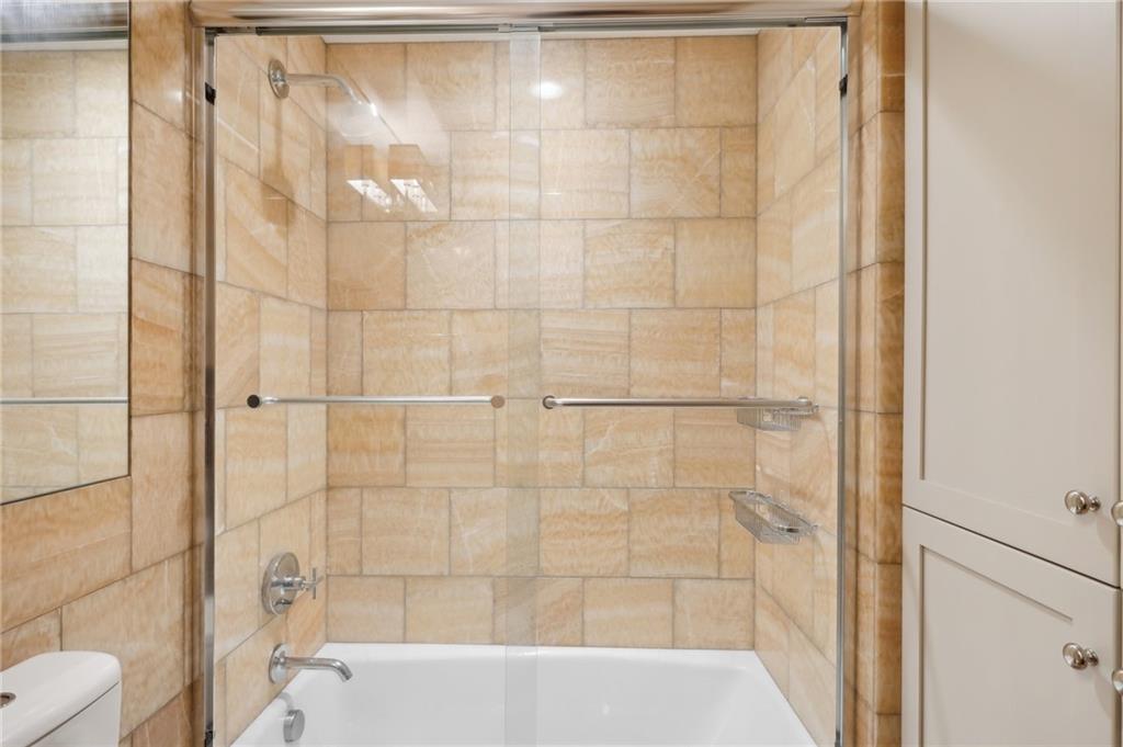 537 North Neville Street, Unit 4B Pittsburgh, PA 15213 - Photo 27 of 45