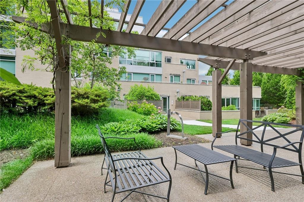 537 North Neville Street, Unit 4B Pittsburgh, PA 15213 - Photo 43 of 45