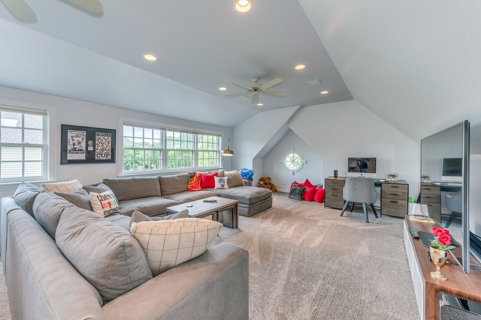 1009 Sutton Place St. Charles, IL 60174 - Photo 21 of 41 a living room with furniture and a wooden floor