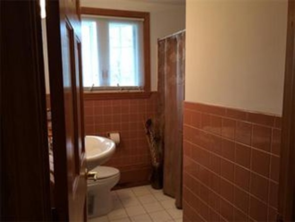 42 Ann Road Revere, MA 02151 - Photo 19 of 30 Gallery Image 19