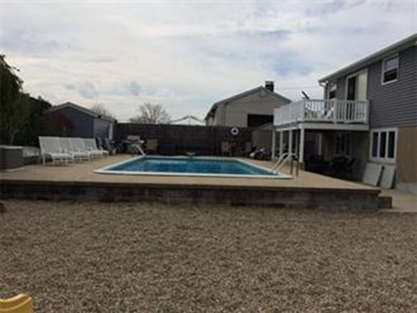 42 Ann Road Revere, MA 02151 - Photo 5 of 30 Gallery Image 5