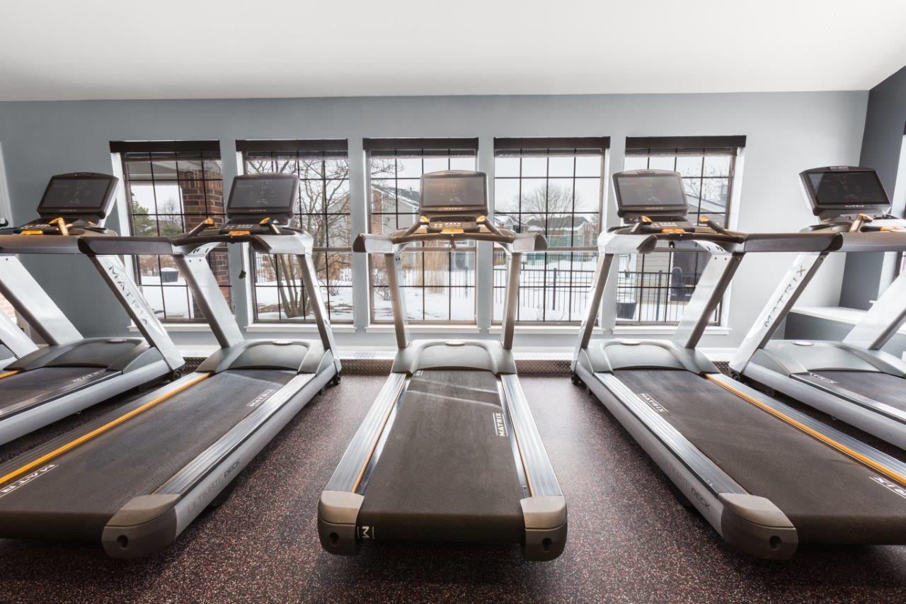80 Lincoln Oaks Drive, Unit 813 Willowbrook, IL 60527 - Photo 24 of 29 a view of a room with gym equipment