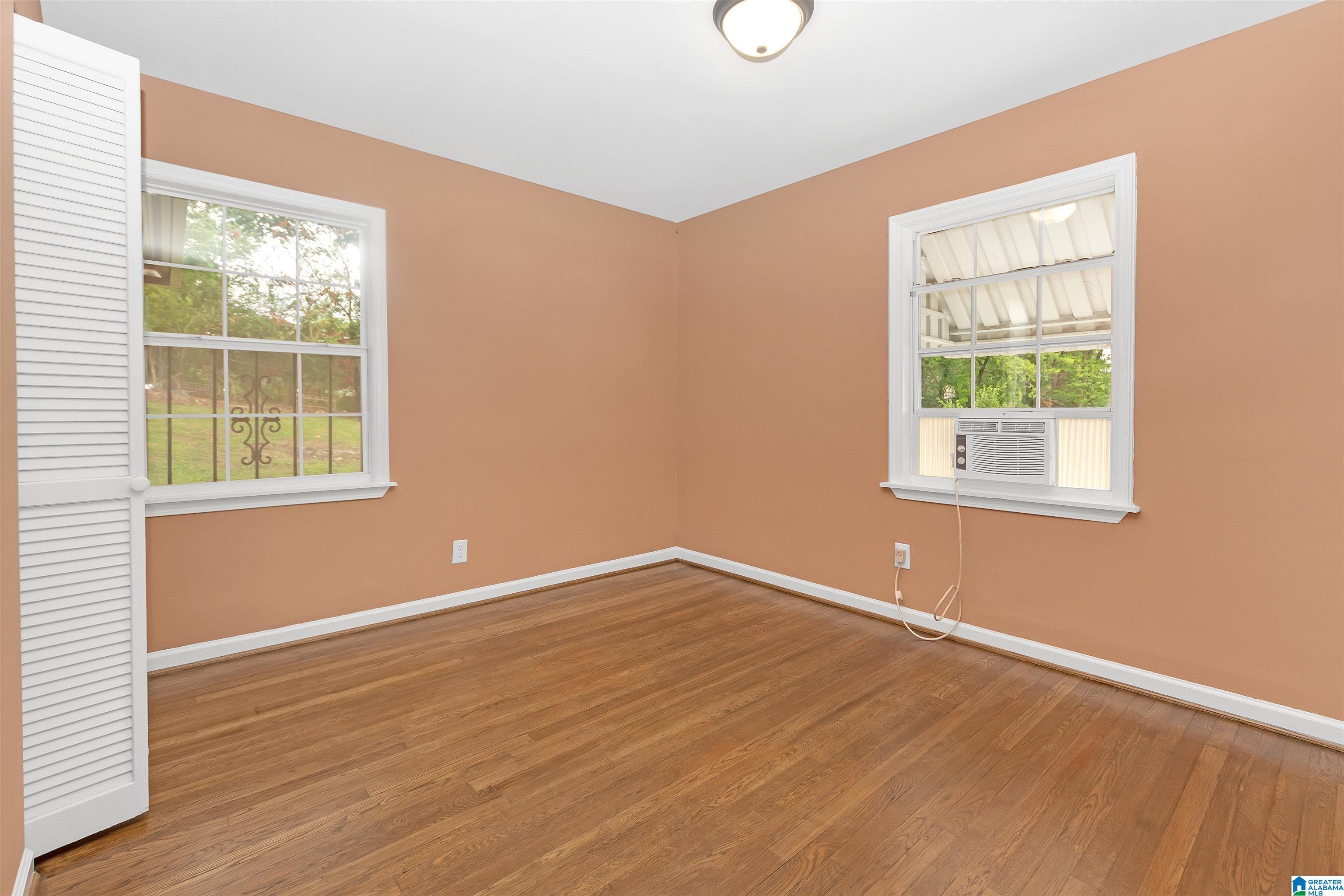 2424 Ishkooda Road Southwest Birmingham, AL 35211 - Photo 10 of 18