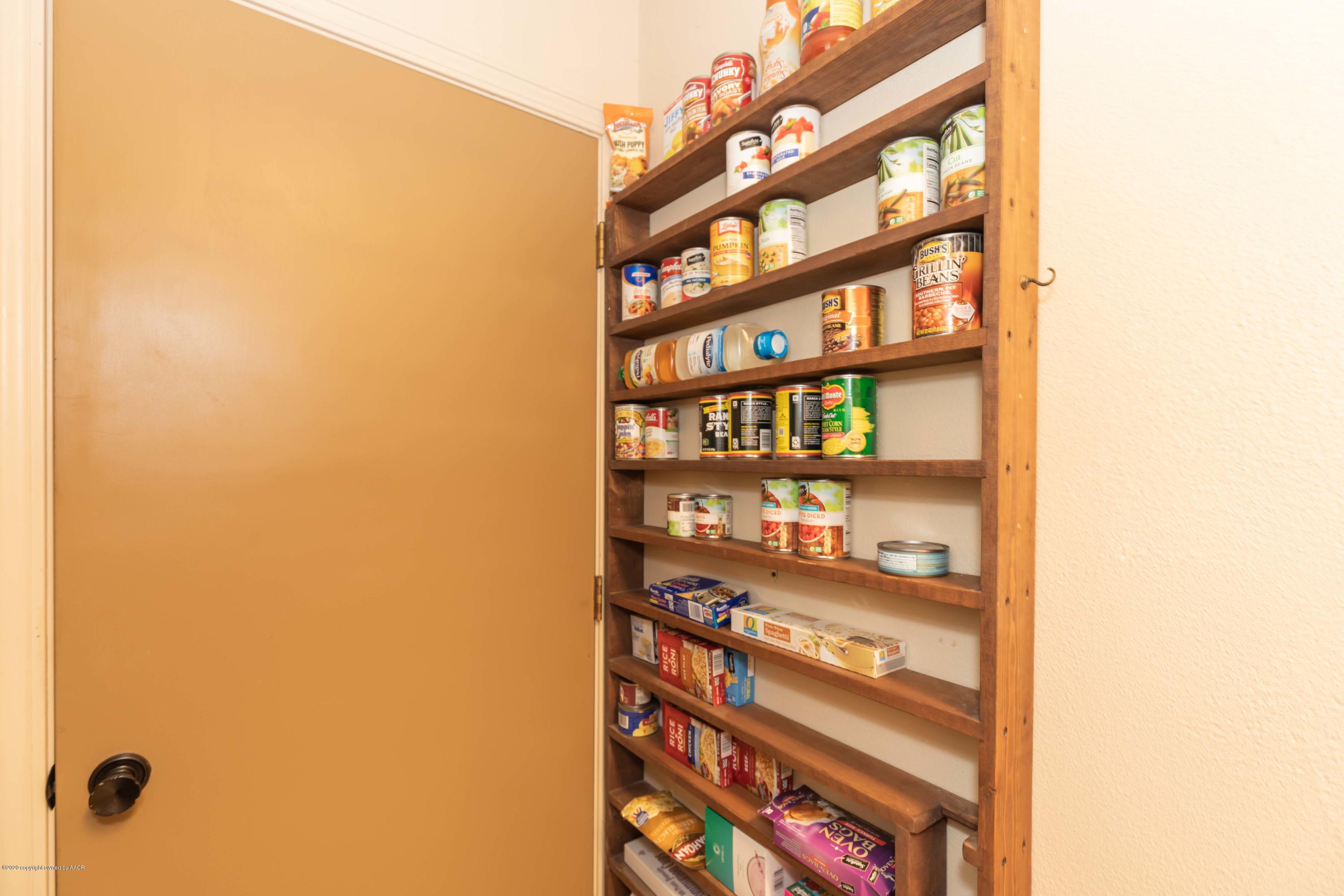 7248 Bayswater Road Amarillo, TX 79109 - Photo 14 of 38 PANTRY
